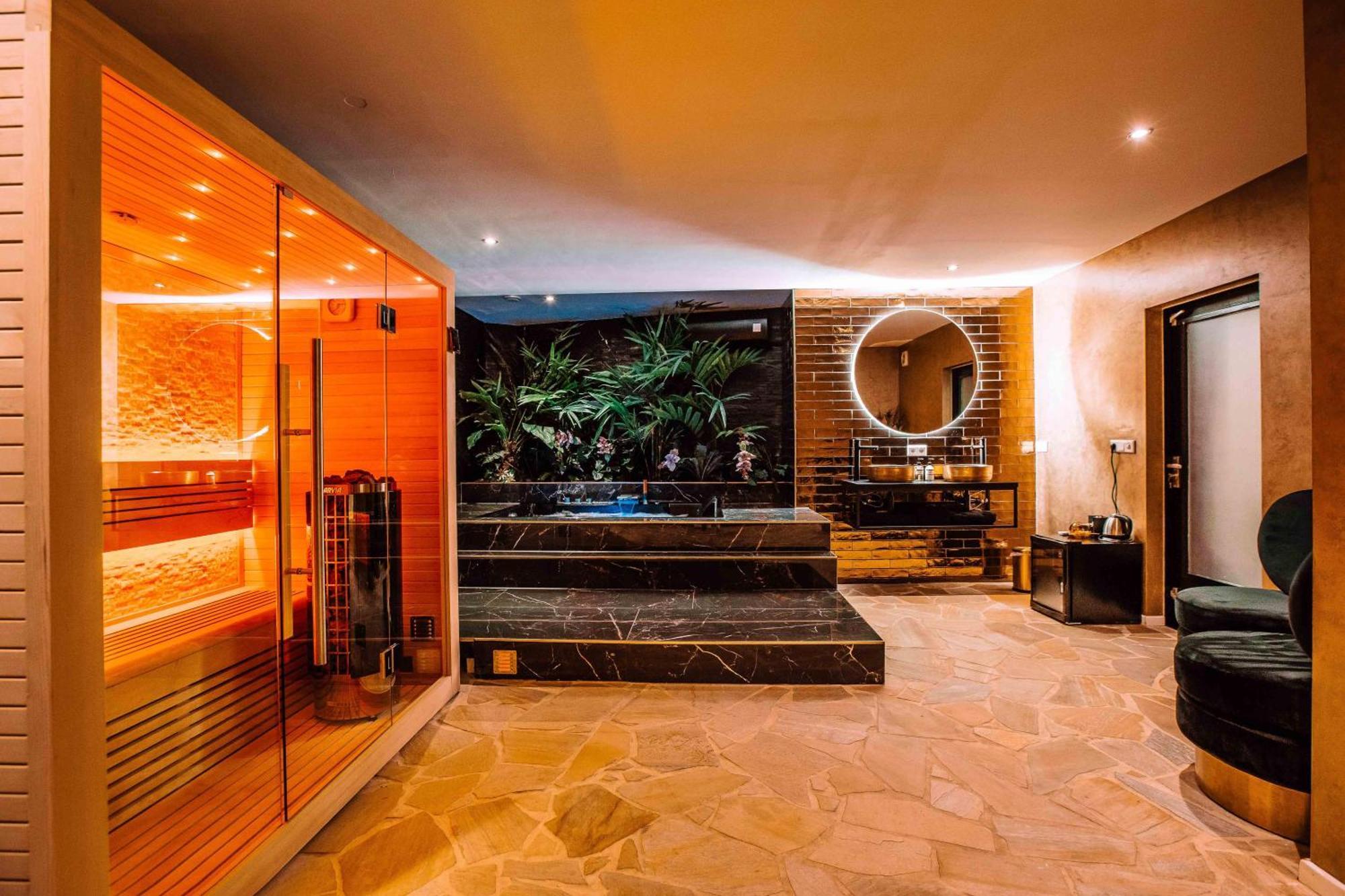 B&B Spa Goud Tilburg Luaran gambar